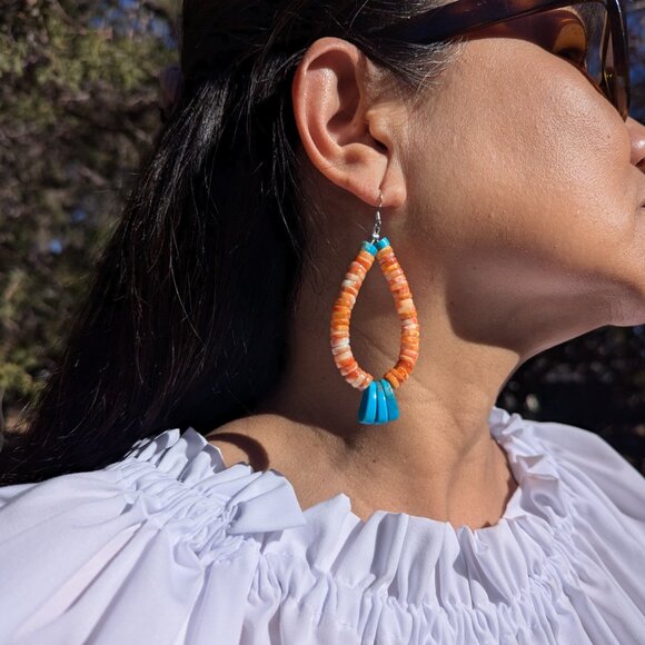 Native American Spiny Oyster Loop Dangle Earrings‎ Santo Domingo Kewa Pueblo ** - Picture 3 of 12